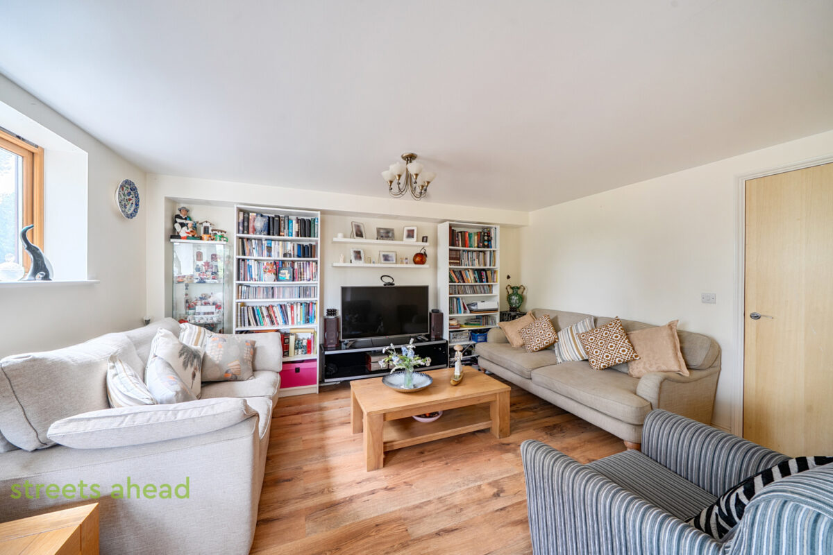 snwsah_scr151005_img_07.jpg Spottiswood Court, 3 Harry Close, Croydon, CR0, photo 8
