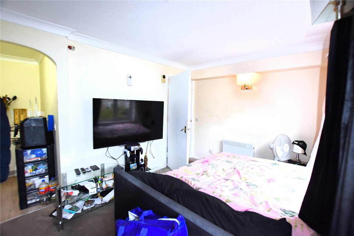 snwsah_snw200540_l_img_03.jpg Mayday Road, Thornton Heath, CR7, photo 4