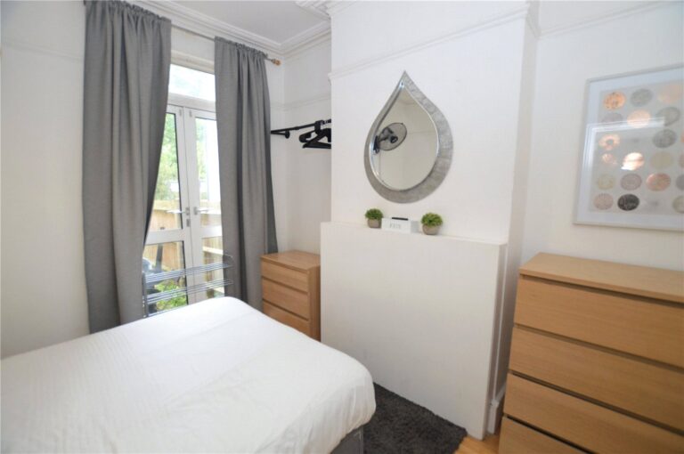 Holmewood Road, London, SE25, photo 5