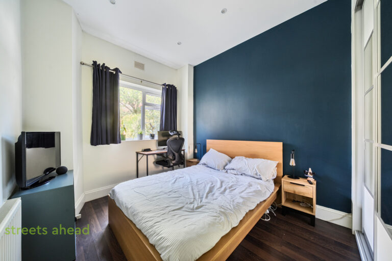 snwsah_snw260124_img_03.jpg Manor Road, Beckenham, BR3, photo 4