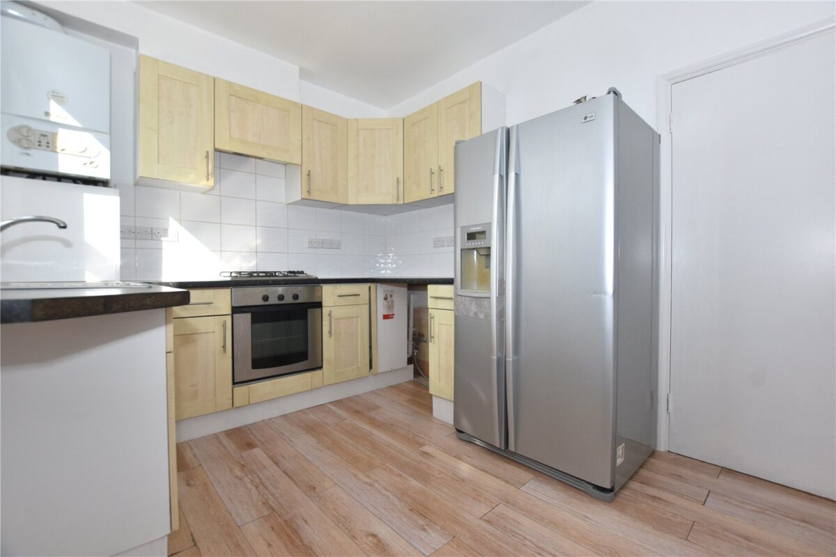 snwsah_snw260260_l_img_01.jpg Birchanger Road, London, SE25, photo 2