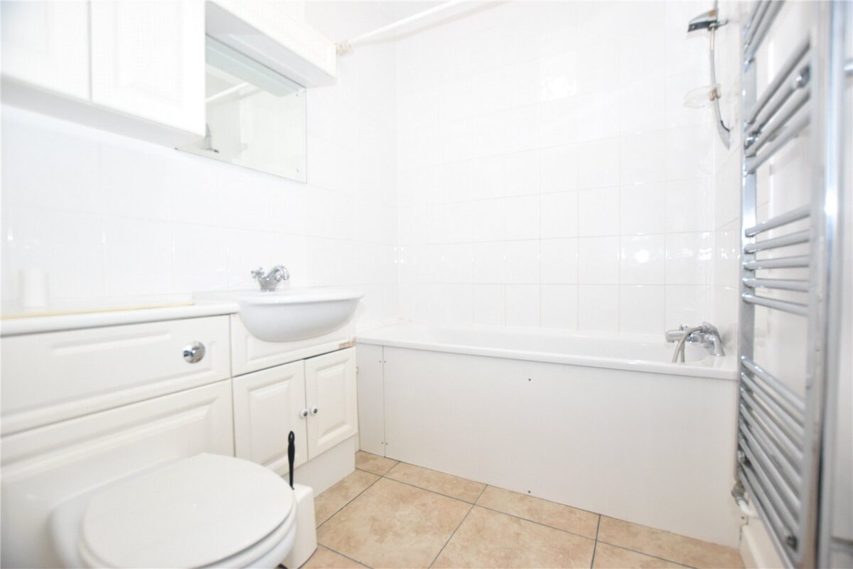 snwsah_snw260260_l_img_06.jpg Birchanger Road, London, SE25, photo 7