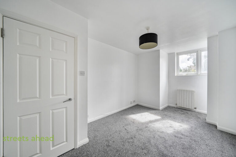 snwsah_tho230121_img_01.jpg Grange Road, Thornton Heath, CR7, photo 2