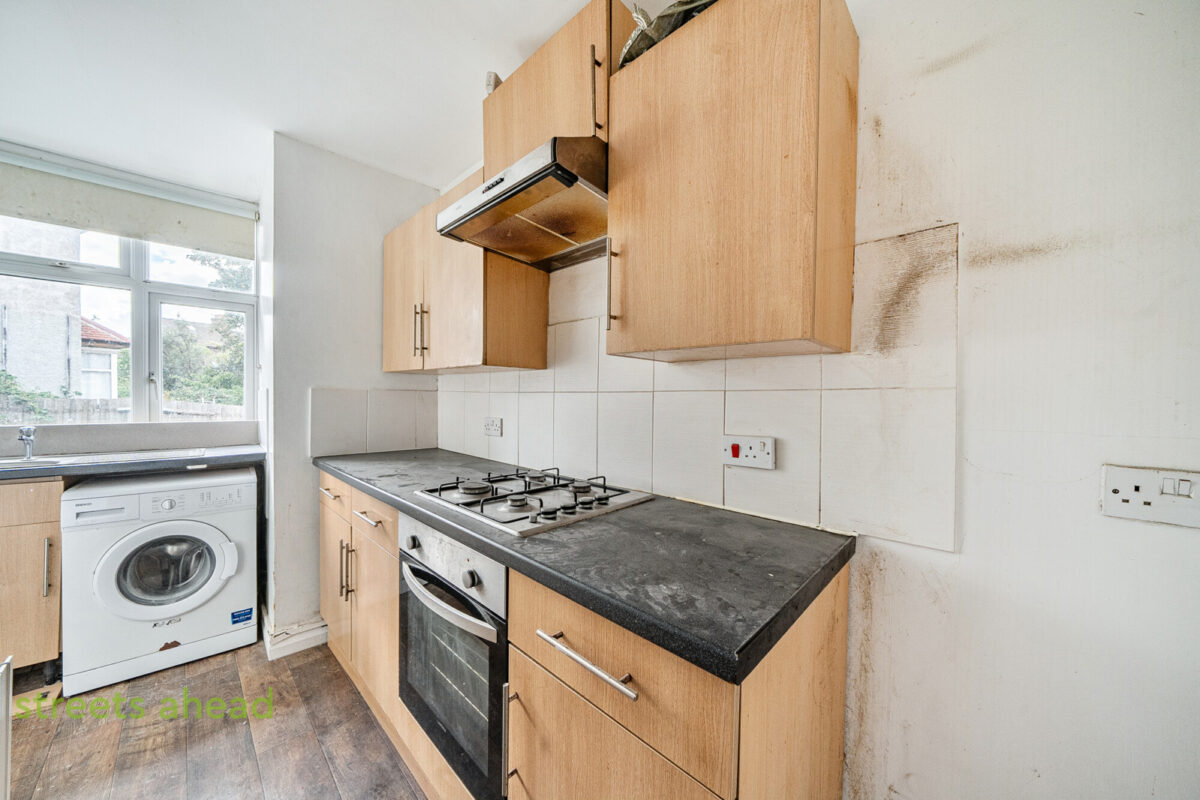 snwsah_tho230121_img_05.jpg Grange Road, Thornton Heath, CR7, photo 6