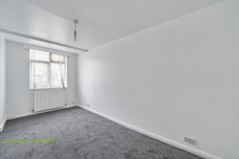 snwsah_tho230121_img_07.jpg Grange Road, Thornton Heath, CR7, photo 8