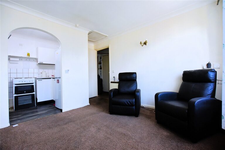 Mayday Road, Thornton Heath, CR7, photo 5