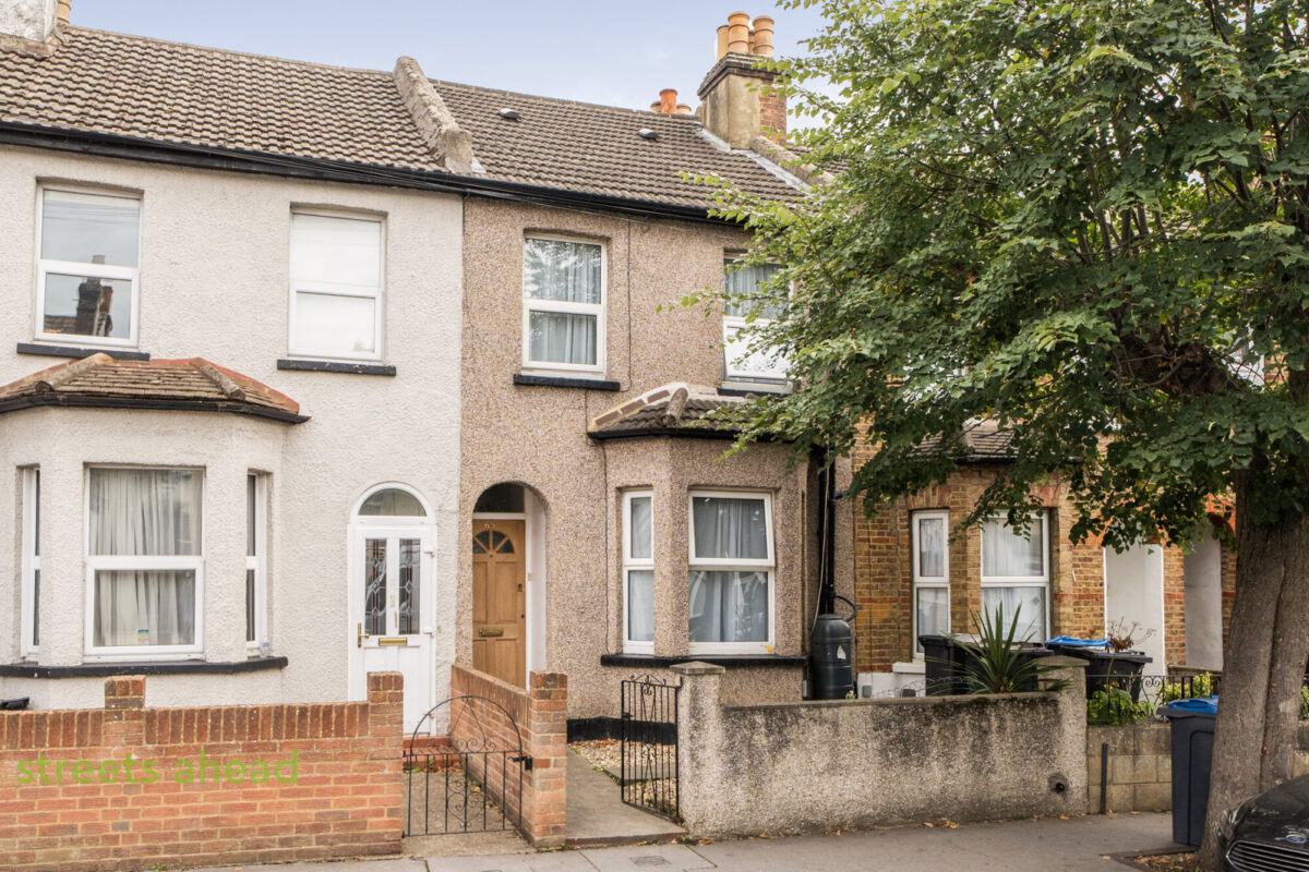 thosah_add250221_img_00.jpg Dennett Road, Croydon, CR0, photo 1