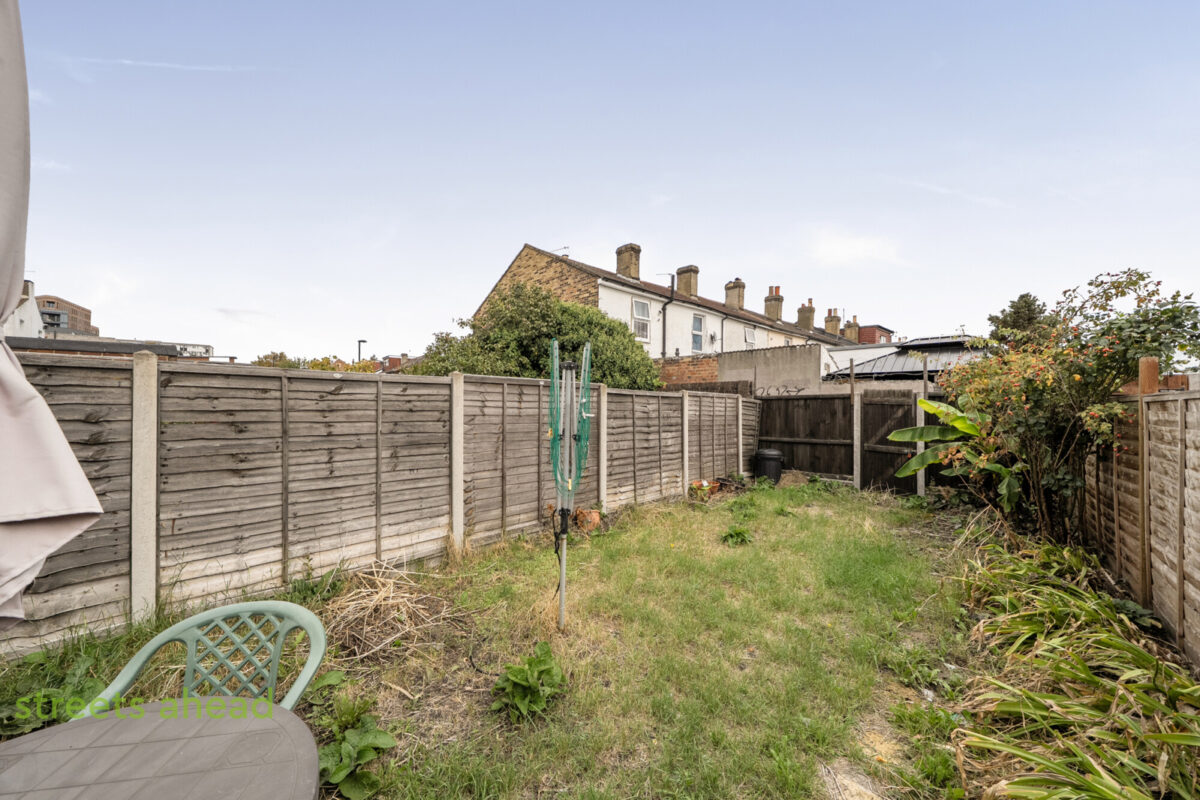 thosah_add250221_img_03.jpg Dennett Road, Croydon, CR0, photo 4