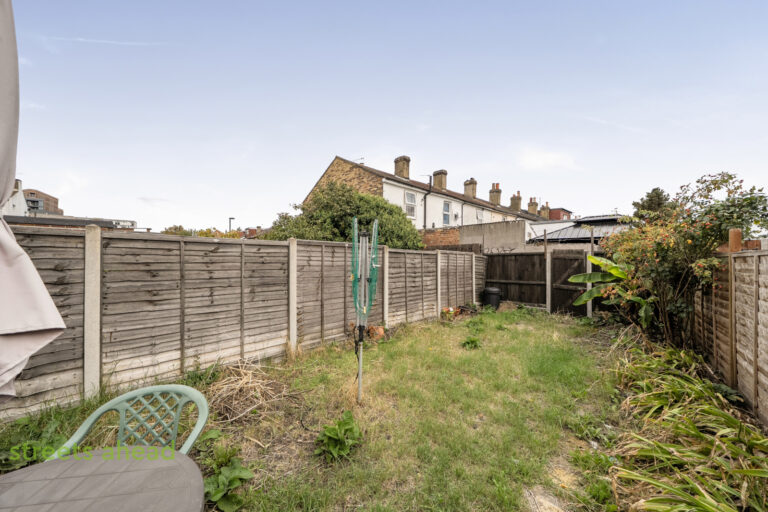 thosah_add250221_img_03.jpg Dennett Road, Croydon, CR0, photo 4