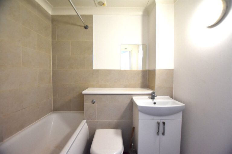 thosah crp240301 l img 06