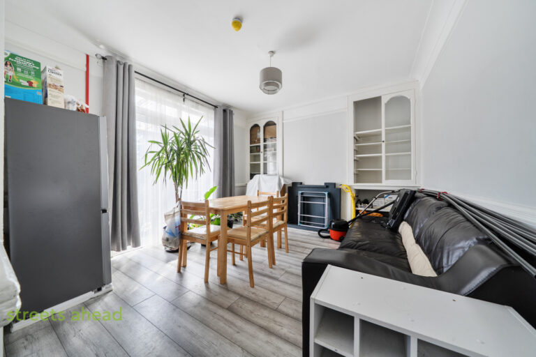 Elliott Road, Thornton Heath, CR7, photo 9