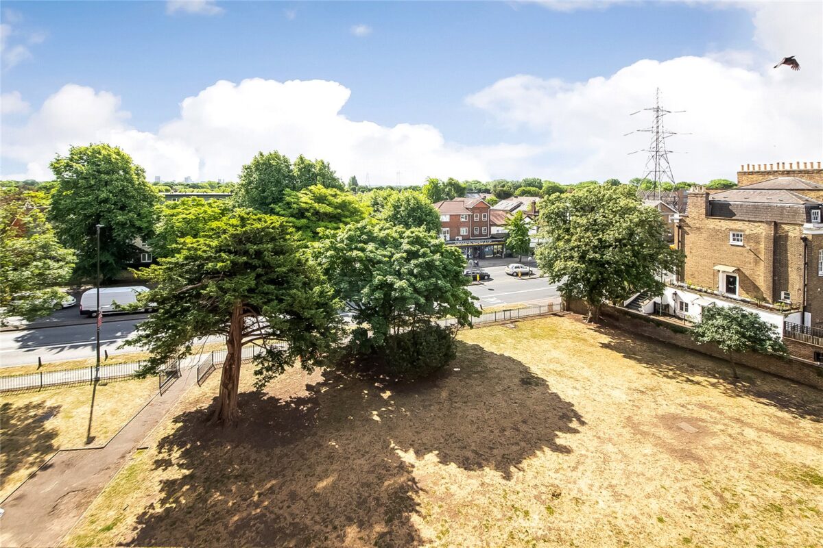 thosah_tho250131_img_03.jpg London Road, Mitcham, CR4, photo 4