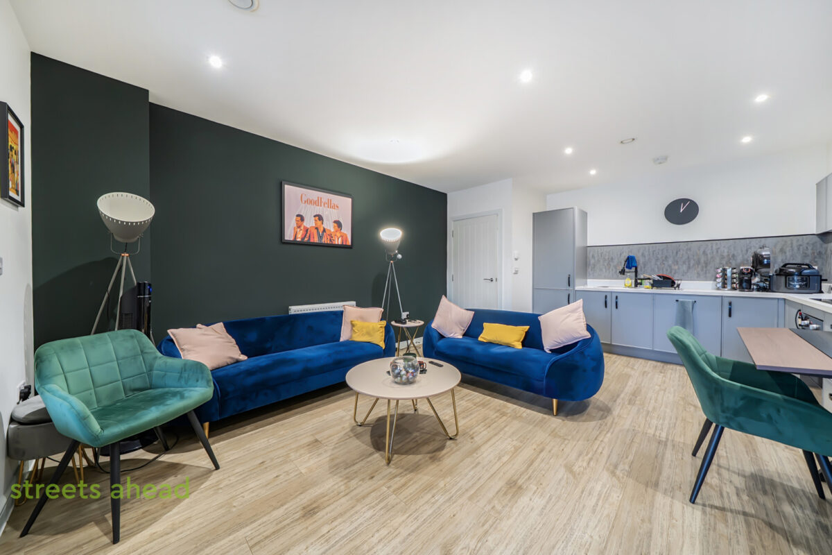 thosah_tho250298_img_09.jpg Purley Way, Croydon, CR0, photo 10