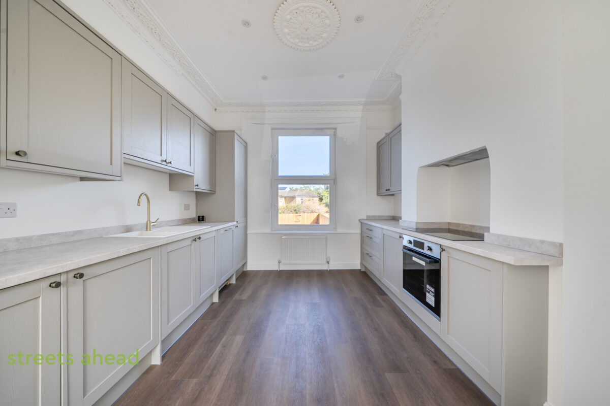 thosah_tho260177_img_02.jpg Fernham Road, Thornton Heath, CR7, photo 3