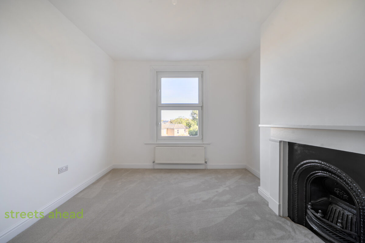 thosah_tho260177_img_07.jpg Fernham Road, Thornton Heath, CR7, photo 8