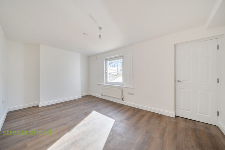 thosah_tho260177_img_08.jpg Fernham Road, Thornton Heath, CR7, photo 9