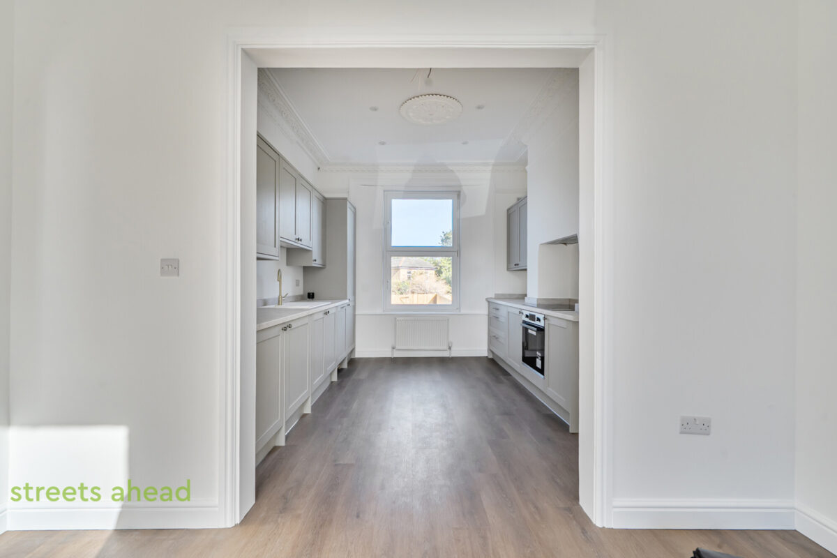 thosah_tho260177_img_10.jpg Fernham Road, Thornton Heath, CR7, photo 11