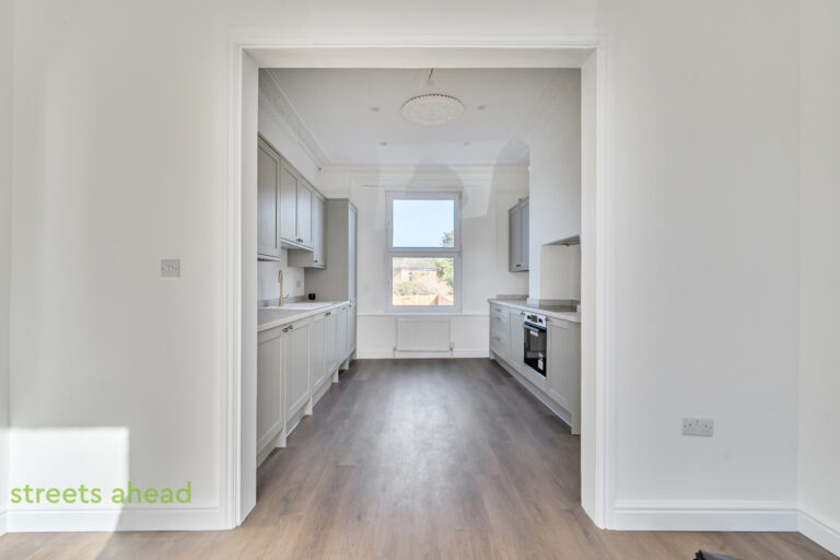 thosah_tho260177_img_10.jpg Fernham Road, Thornton Heath, CR7, photo 11