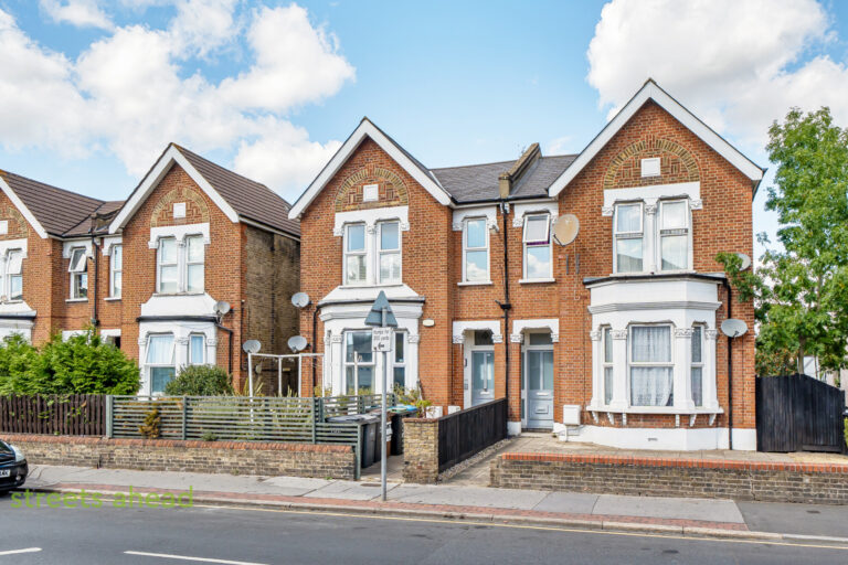 thosah_tho260184_img_00.jpg Brigstock Road, Thornton Heath, photo 1