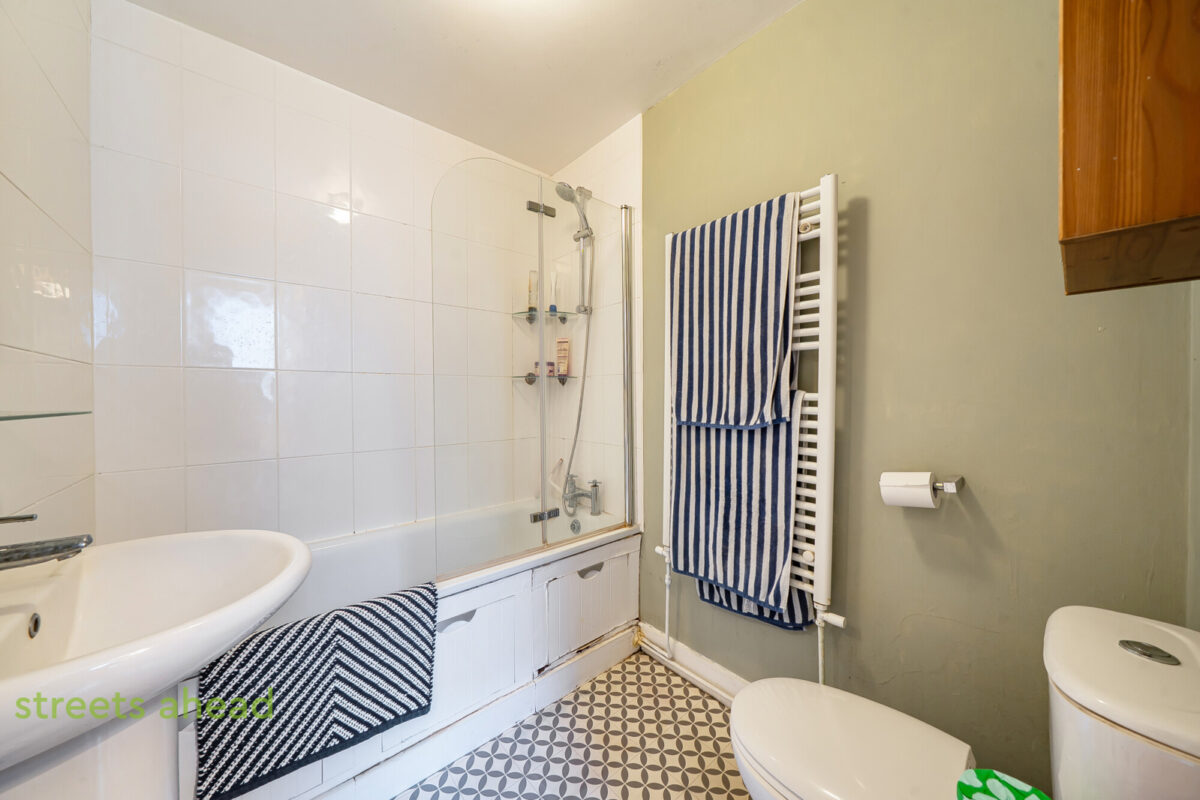 thosah_tho260184_img_04.jpg Brigstock Road, Thornton Heath, CR7, photo 5