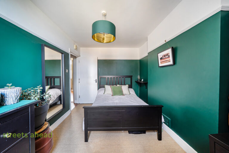 thosah_tho260184_img_05.jpg Brigstock Road, Thornton Heath, CR7, photo 6