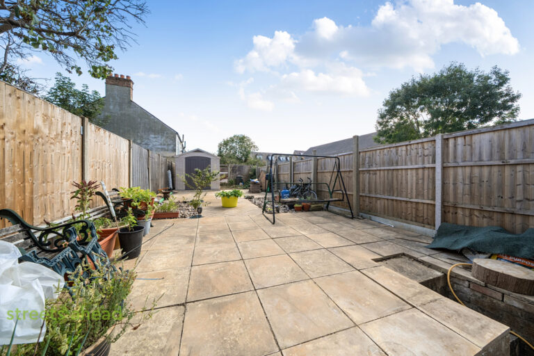 thosah_tho260189_img_02.jpg Nutfield Road, Thornton Heath, CR7, photo 3