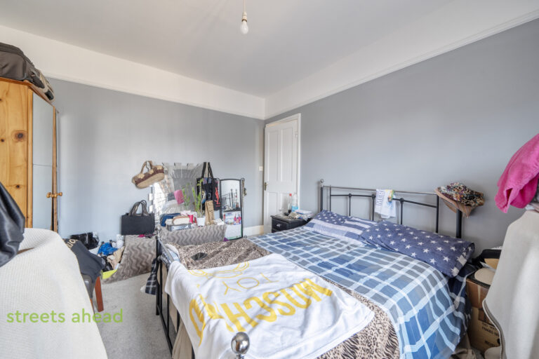 thosah_tho260189_img_11.jpg Nutfield Road, Thornton Heath, CR7, photo 12