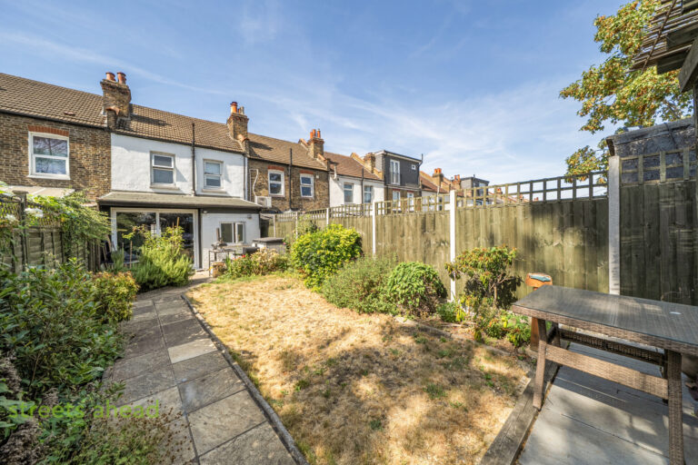 thosah_tho260203_img_14.jpg Windsor Road, Thornton Heath, CR7, photo 15