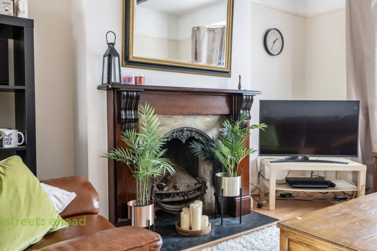 thosah_tho260212_img_14.jpg Ingram Road, Thornton Heath, CR7, photo 15