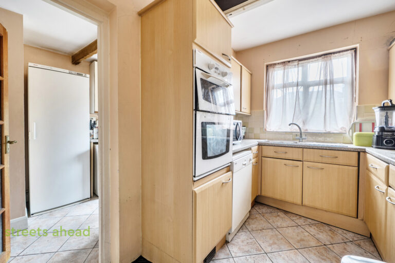 thosah_tho260212_img_15.jpg Ingram Road, Thornton Heath, CR7, photo 16