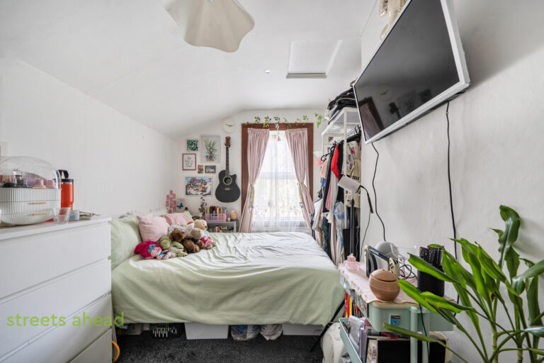 thosah_tho260214_img_06.jpg Frant Road, Thornton Heath, CR7, photo 7