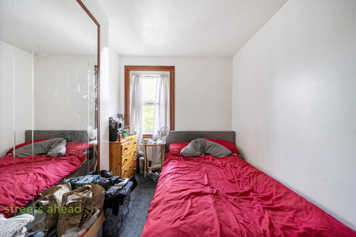 thosah_tho260214_img_10.jpg Frant Road, Thornton Heath, CR7, photo 11