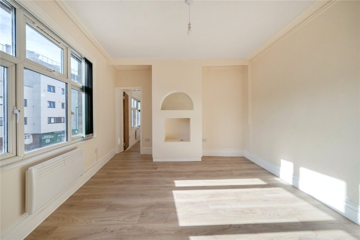 Woodville Road, Thornton Heath, CR7, photo 6