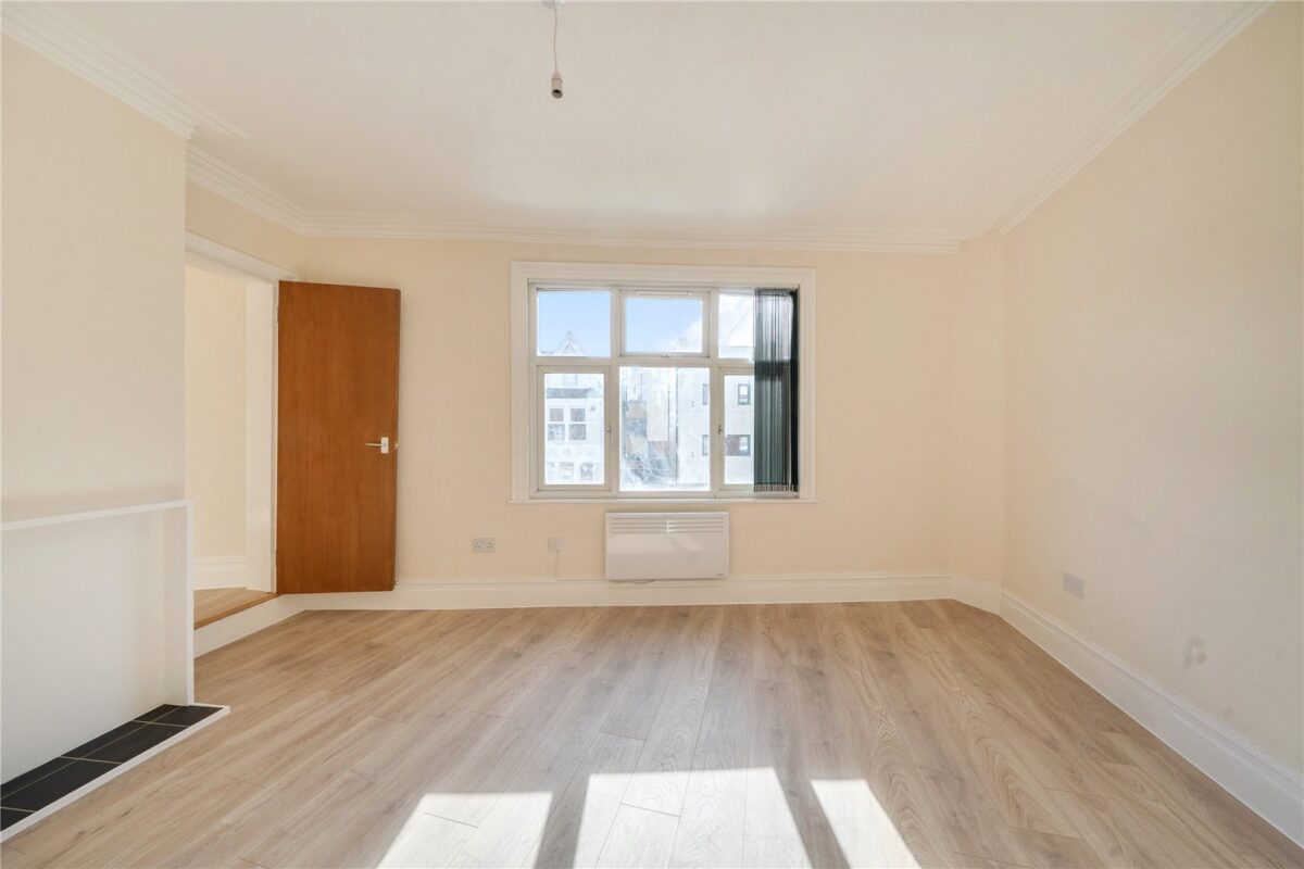 Woodville Road, Thornton Heath, CR7, photo 8