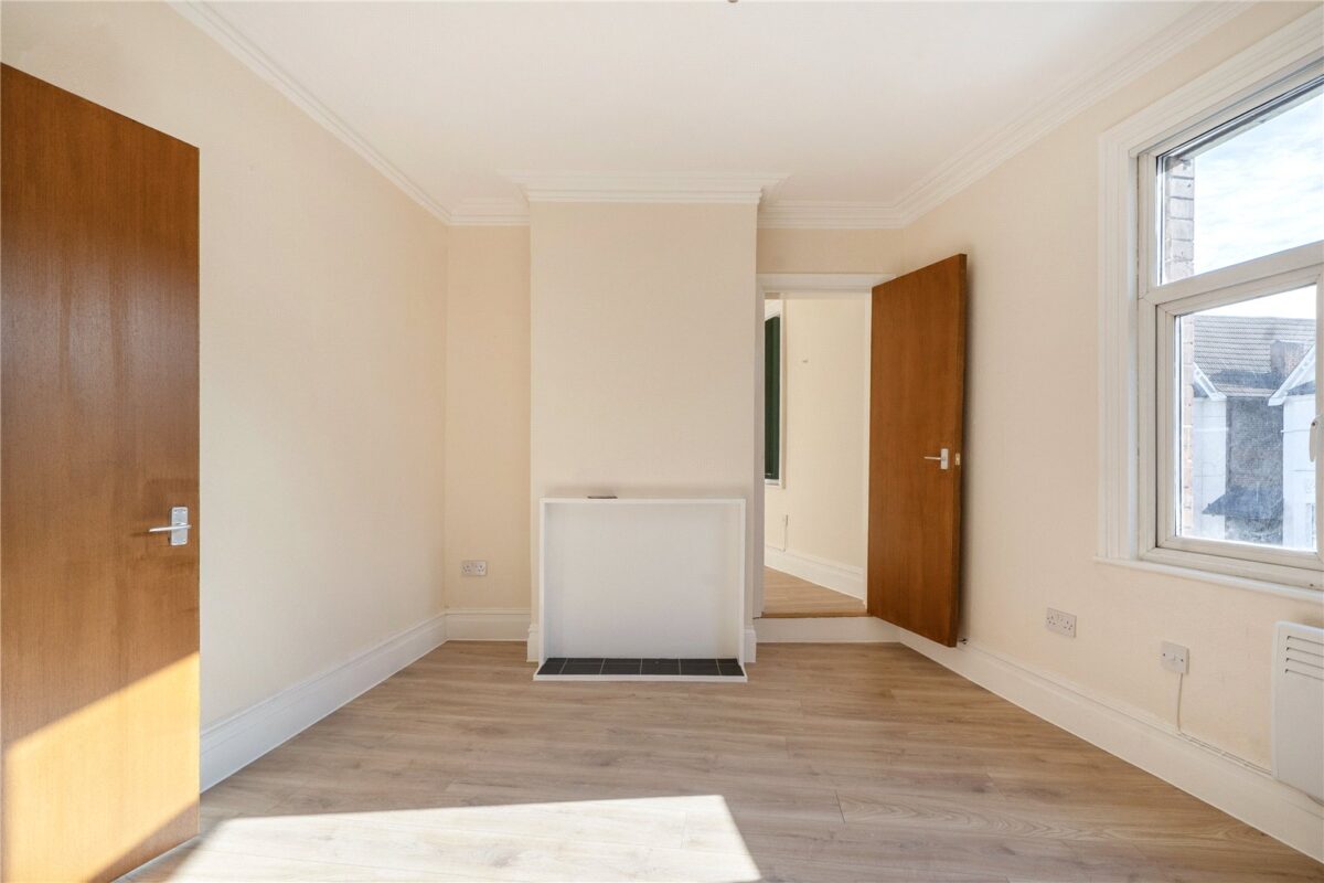 Woodville Road, Thornton Heath, CR7, photo 9