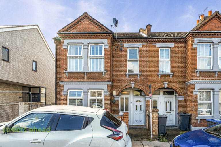 thosah_tho260239_img_00.jpg Hythe Road, Thornton Heath, photo 1