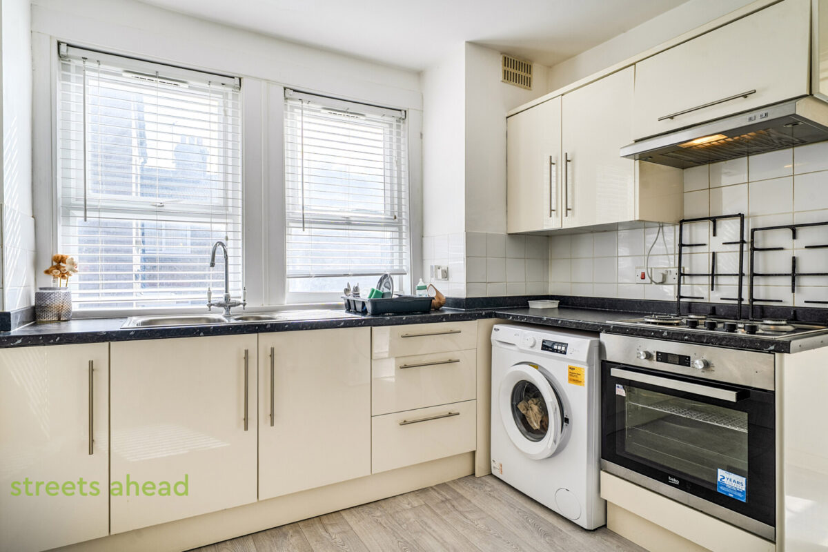 thosah_tho260239_img_12.jpg Hythe Road, Thornton Heath, CR7, photo 13