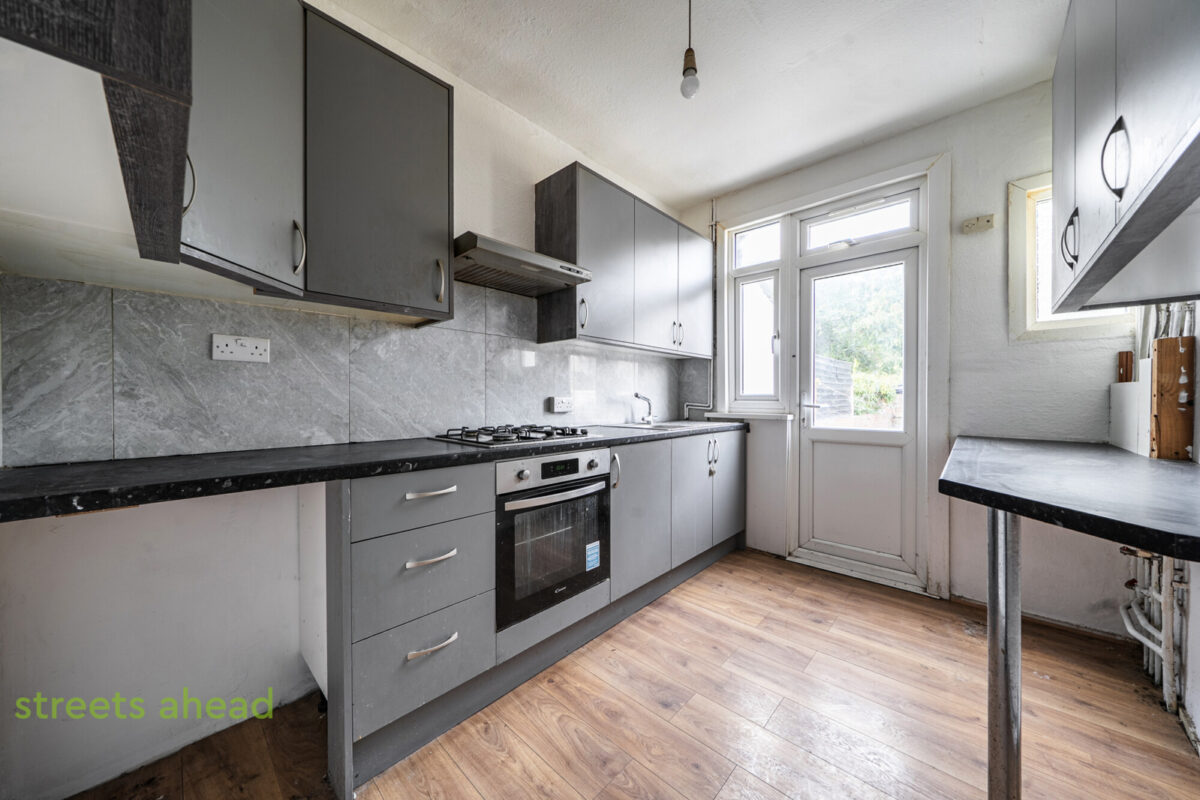thosah_tho260245_img_02.jpg Redford Avenue, Thornton Heath, CR7, photo 3