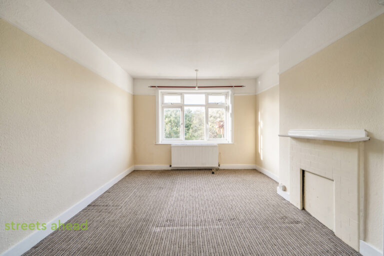 thosah_tho260245_img_10.jpg Redford Avenue, Thornton Heath, CR7, photo 11